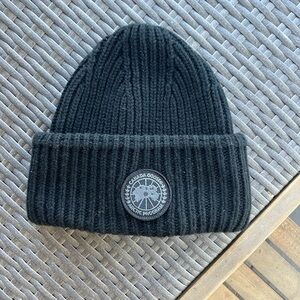 Canada goose merino wool knit beanie